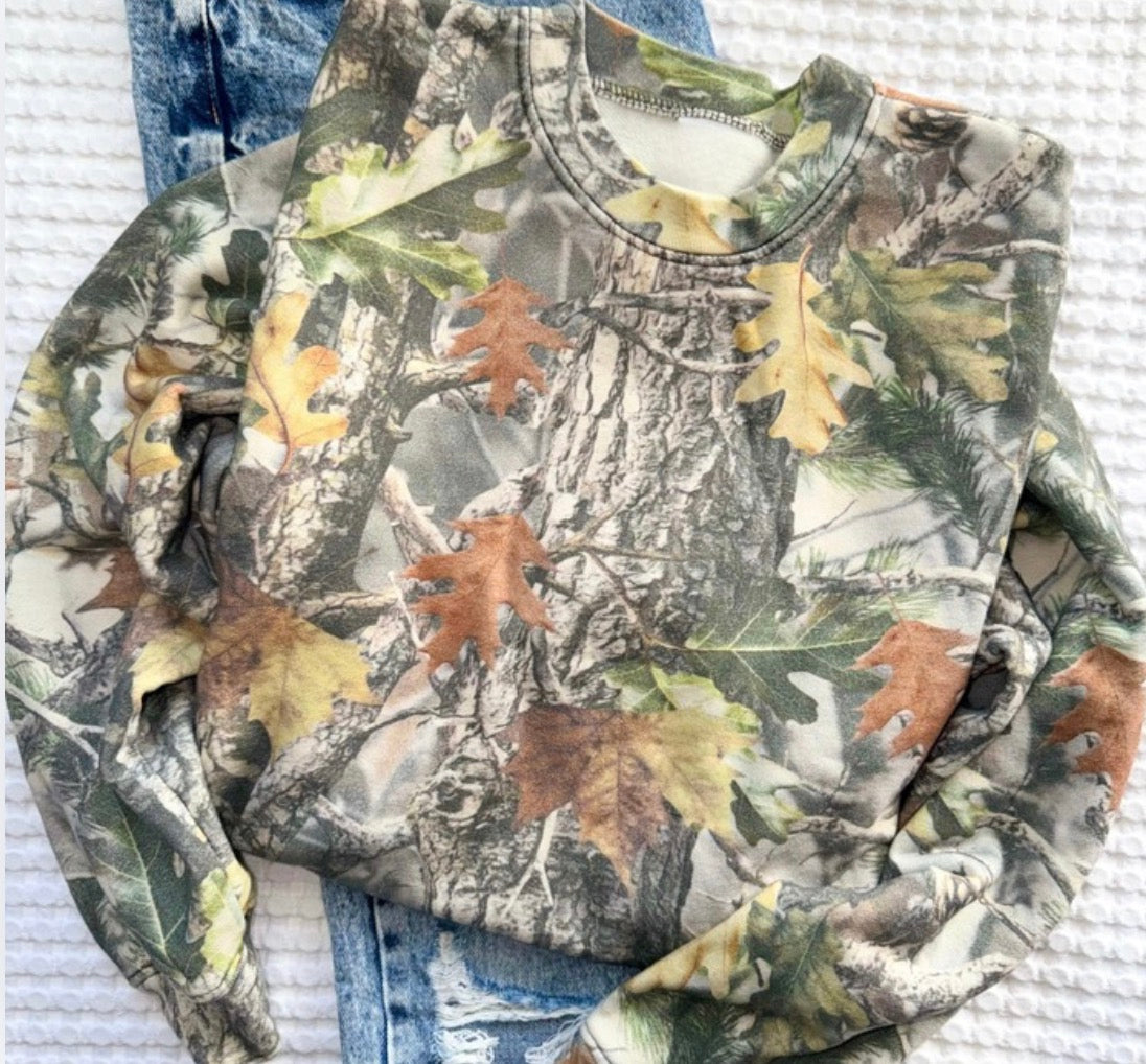Oversized Camo Crew ✨SHIPPING INCLUDED✨ARRIVING END OF FEB✨